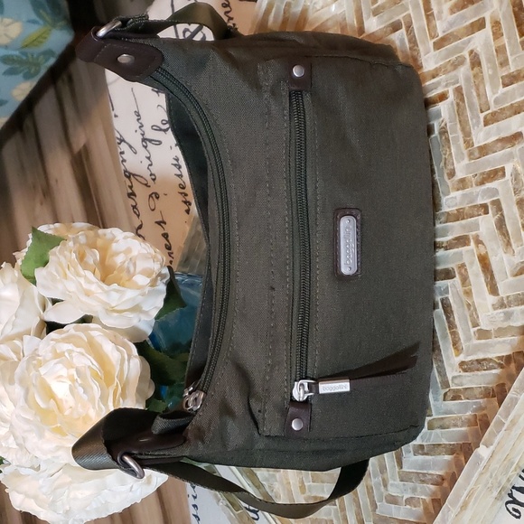 Baggallini Olive Green Shoulder Crossbody Travel Bag - Picture 8 of 10